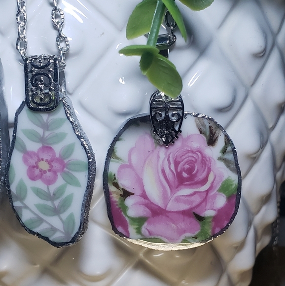 Handmade Pendant - Picture 4 of 8